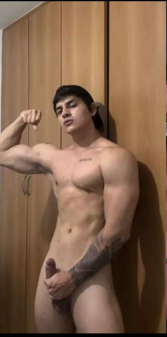 Dreamboy [22] posted by Legal-Meal4384