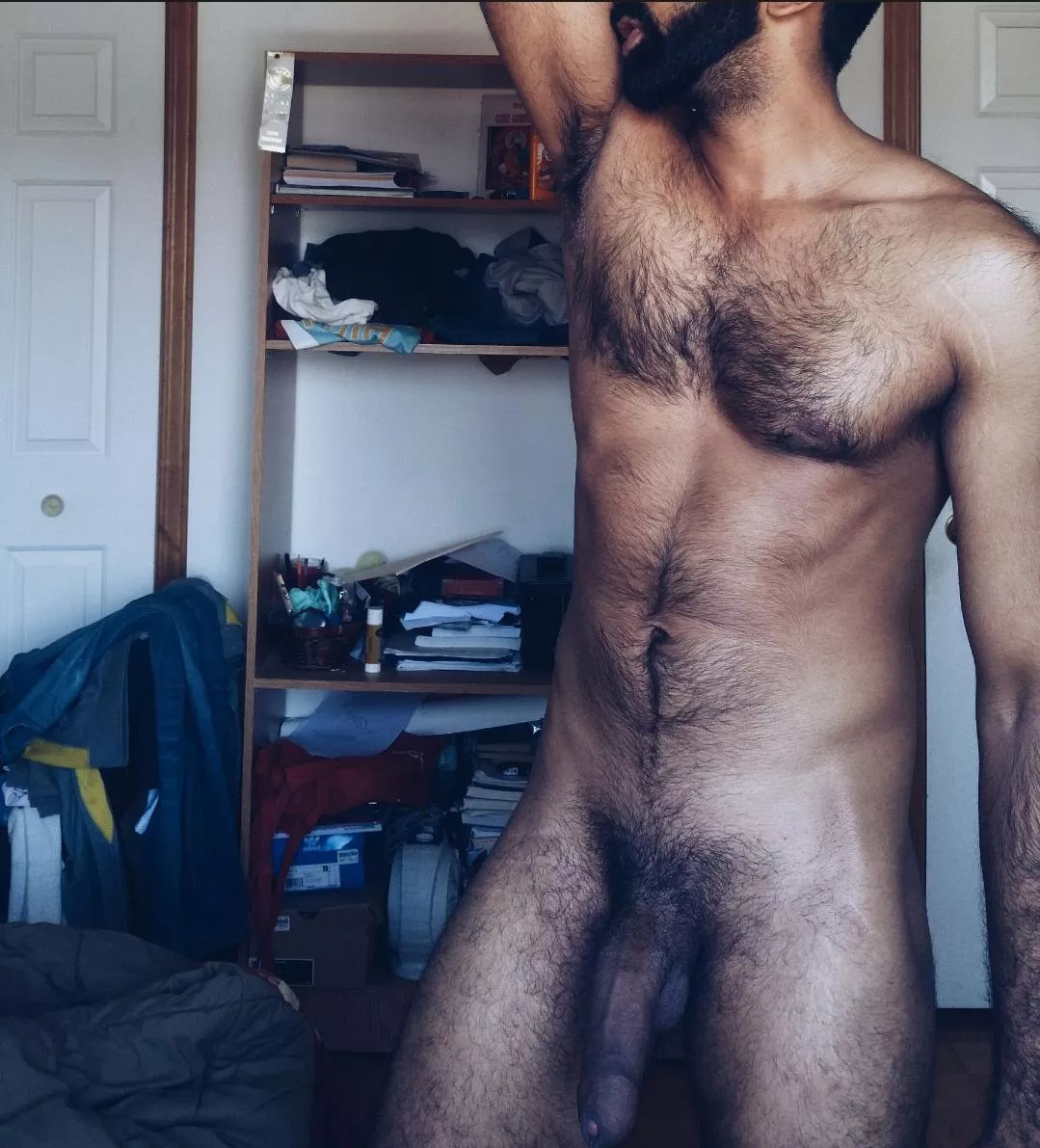 If you saw this in your room what would you do? posted by marlon-powers