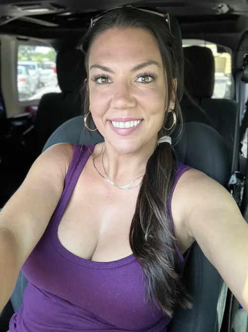 Just a morning selfie by IssyNoir_