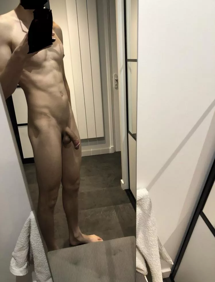 Juste me  posted by Winner-hihi