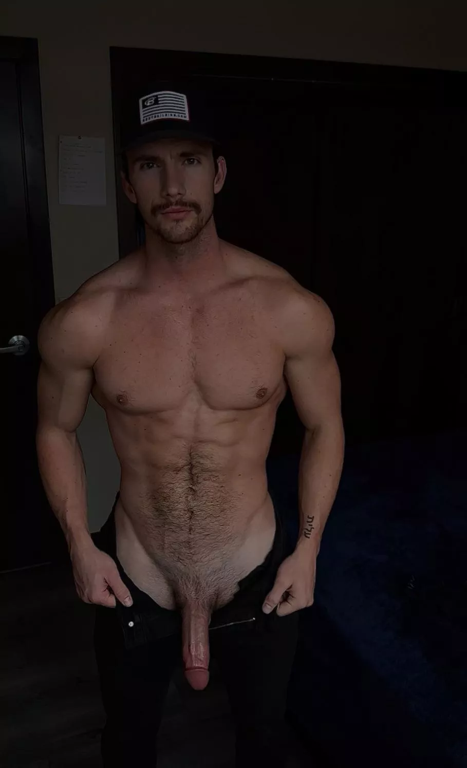 Kinda nervous [27]  posted by ConfidentialPhysique