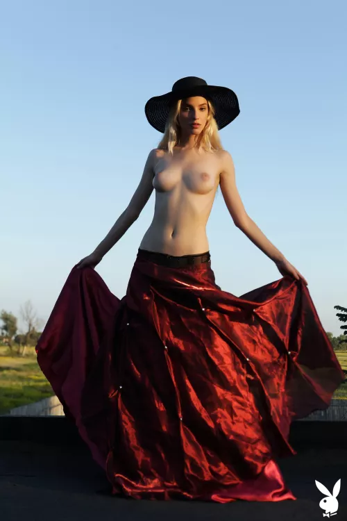 Kira (AiC) by maayon69