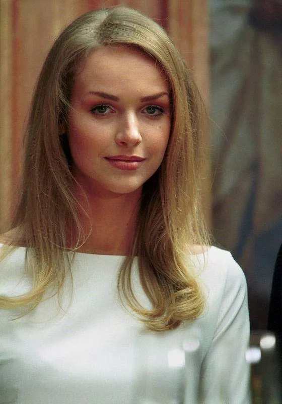 Magda Mielcarz posted by MacJeff2018