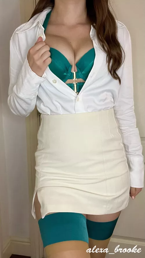 No wonder why I'm the office favorite by alexa_brooke