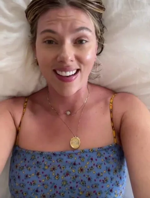 Scarlet Johansson ready for some sub time by thetrueferret8