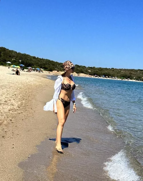 started my day early on the beach by _LUNA_angel