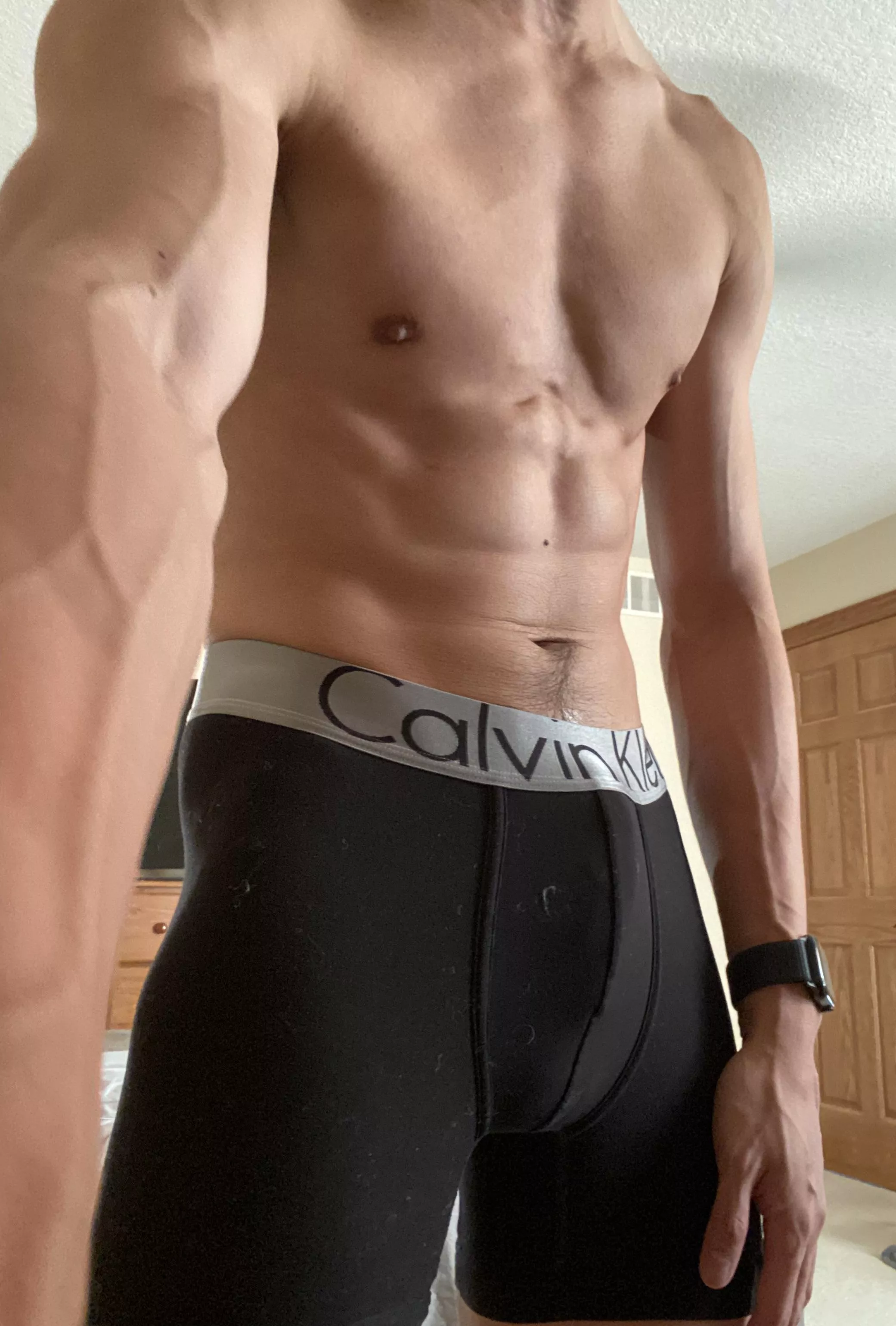 Veiny arms posted by kevinhunter821