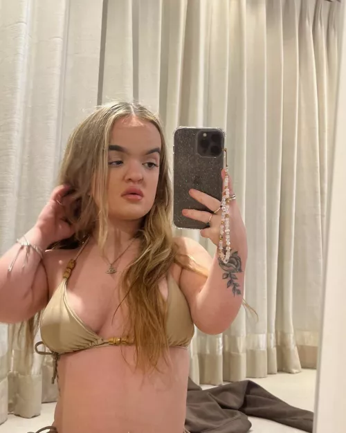 Describe my mirror selfie in one word by LuminousLeopardk