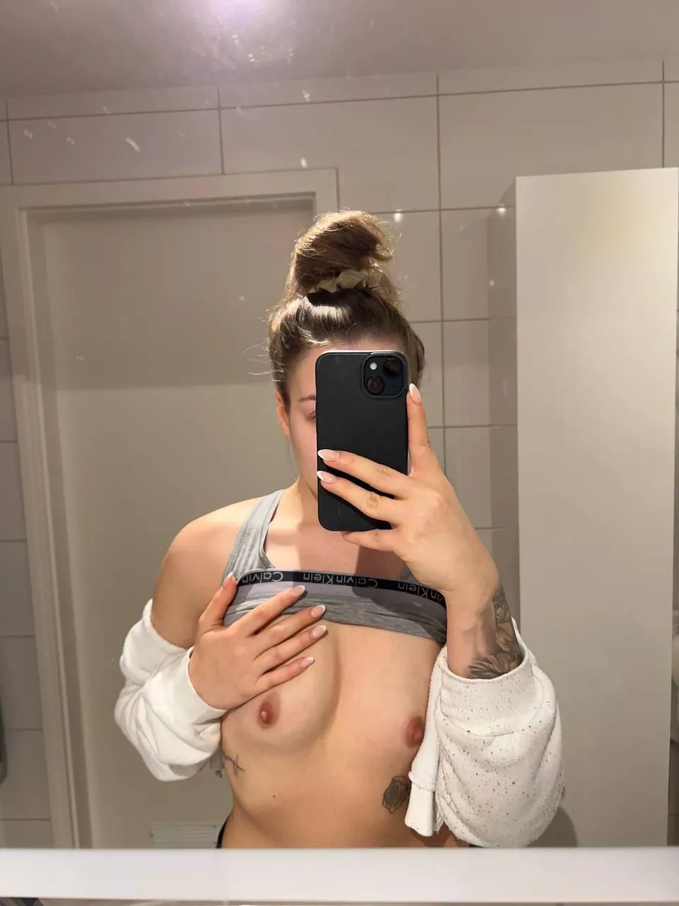 Do I really look like a boy?! I get so many comments saying it these days posted by bigpeachzoey