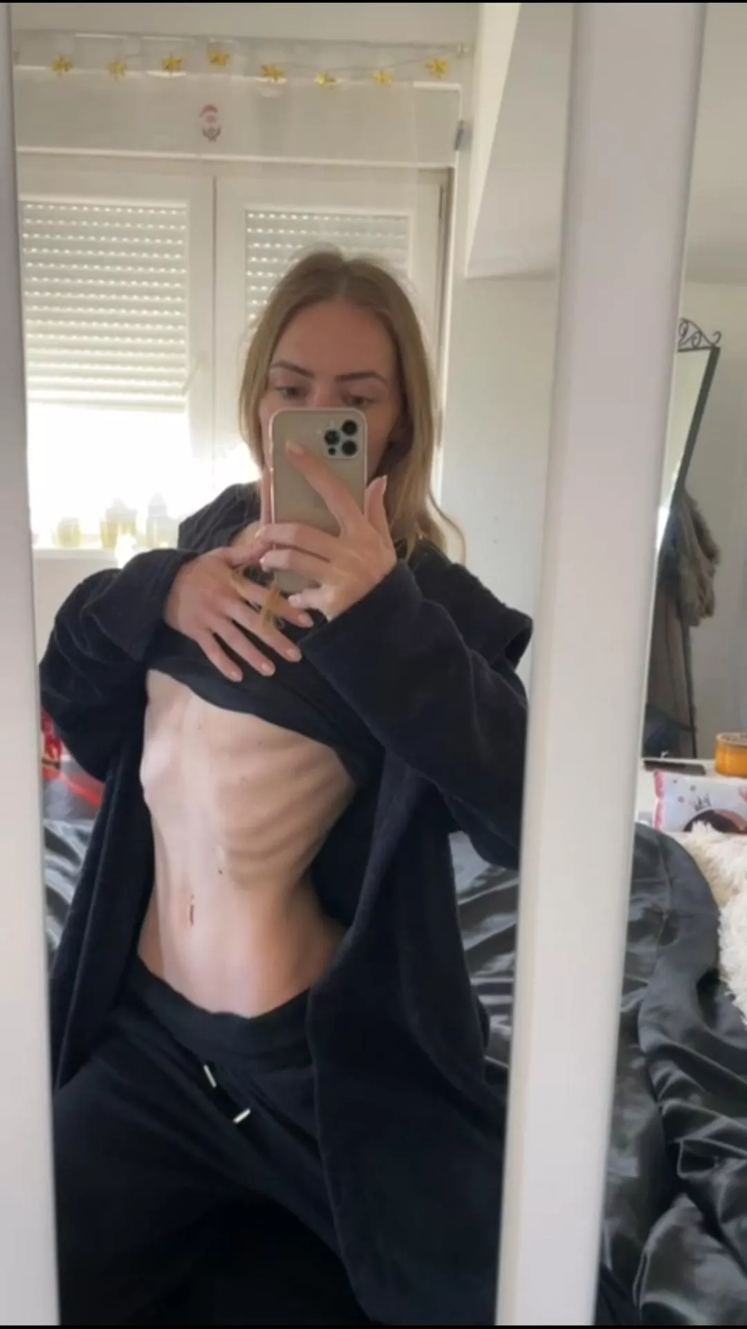 Don't get hurt on my edges [oc] posted by LuciDeArgento