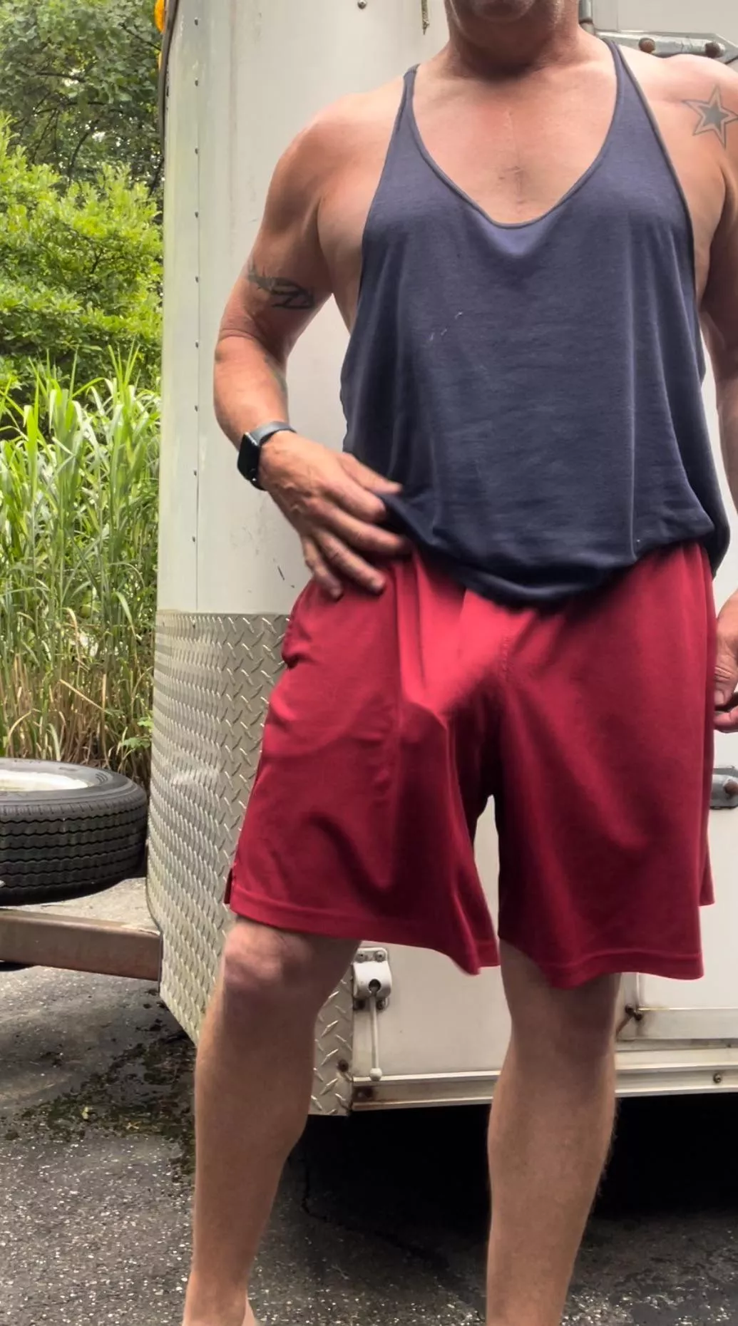 Guess what the mail lady saw today?  posted by 71Bones