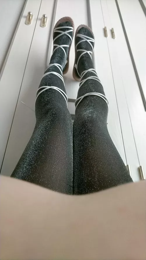 Happy sunday by F33t_G00d355_