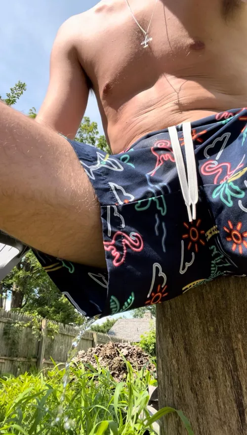 I couldn’t piss in the pool 🤷🏼‍♂️ by mywetboy