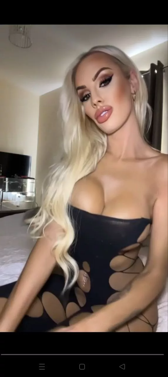 If I was your boss you will not be able to keep your eyes off them.  posted by Giadmkj