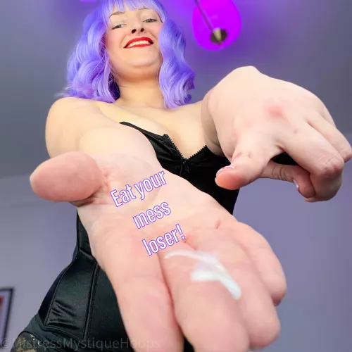 I'm waiting... by MistressMystiqueHoop