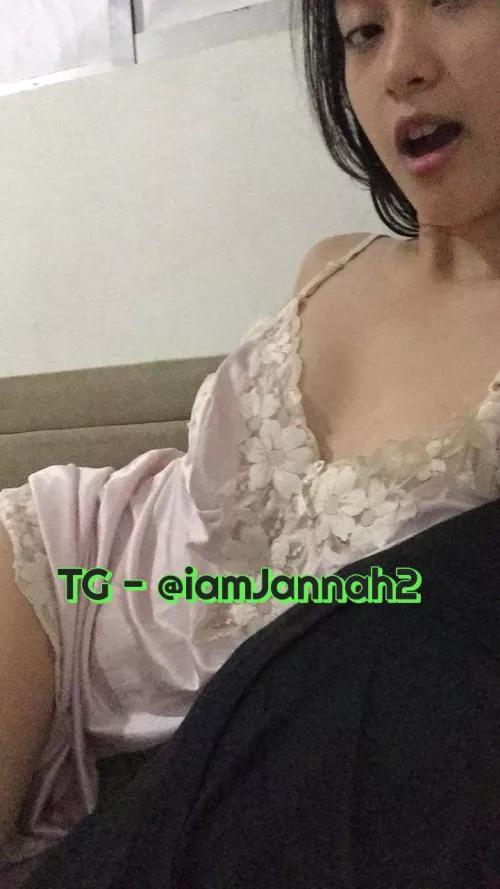 Innocent girl but wild inside 💦 by Highsociety2004