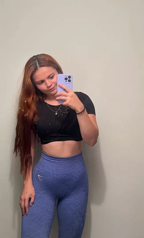 Looking for a new gym buddy by Gorgeous-Jessica