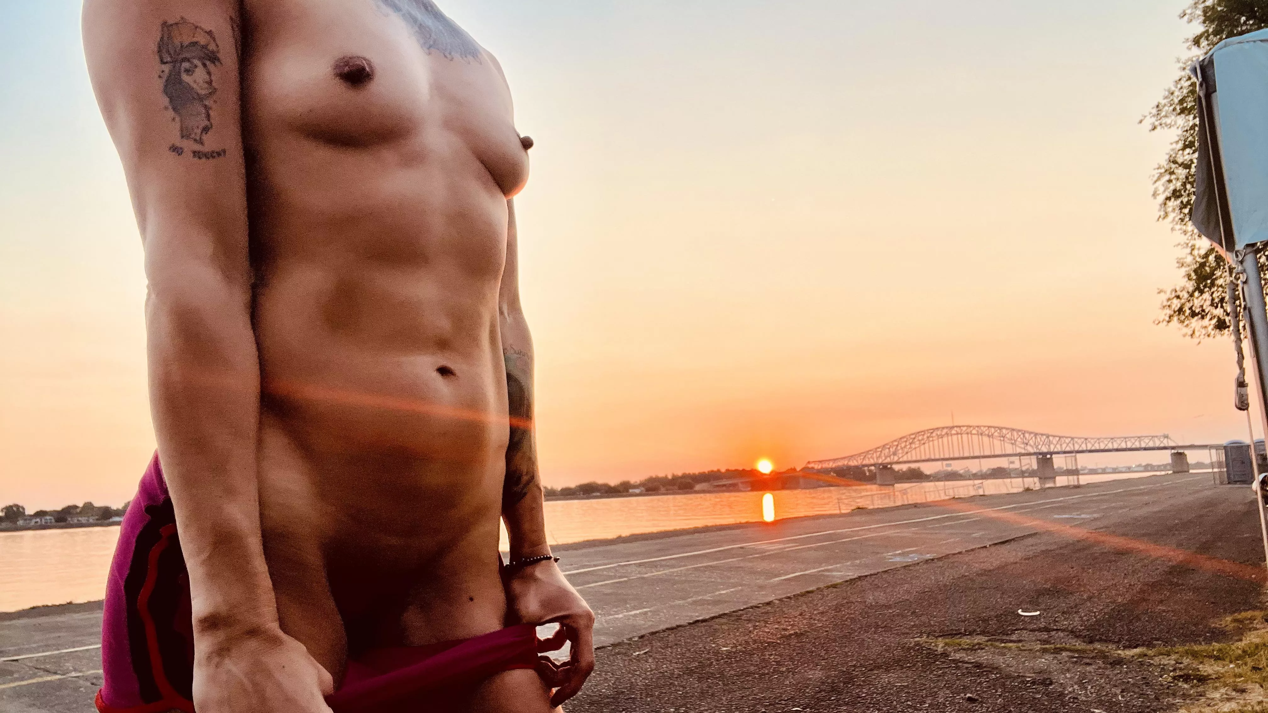 Smoke show posted by noturthrowaway1