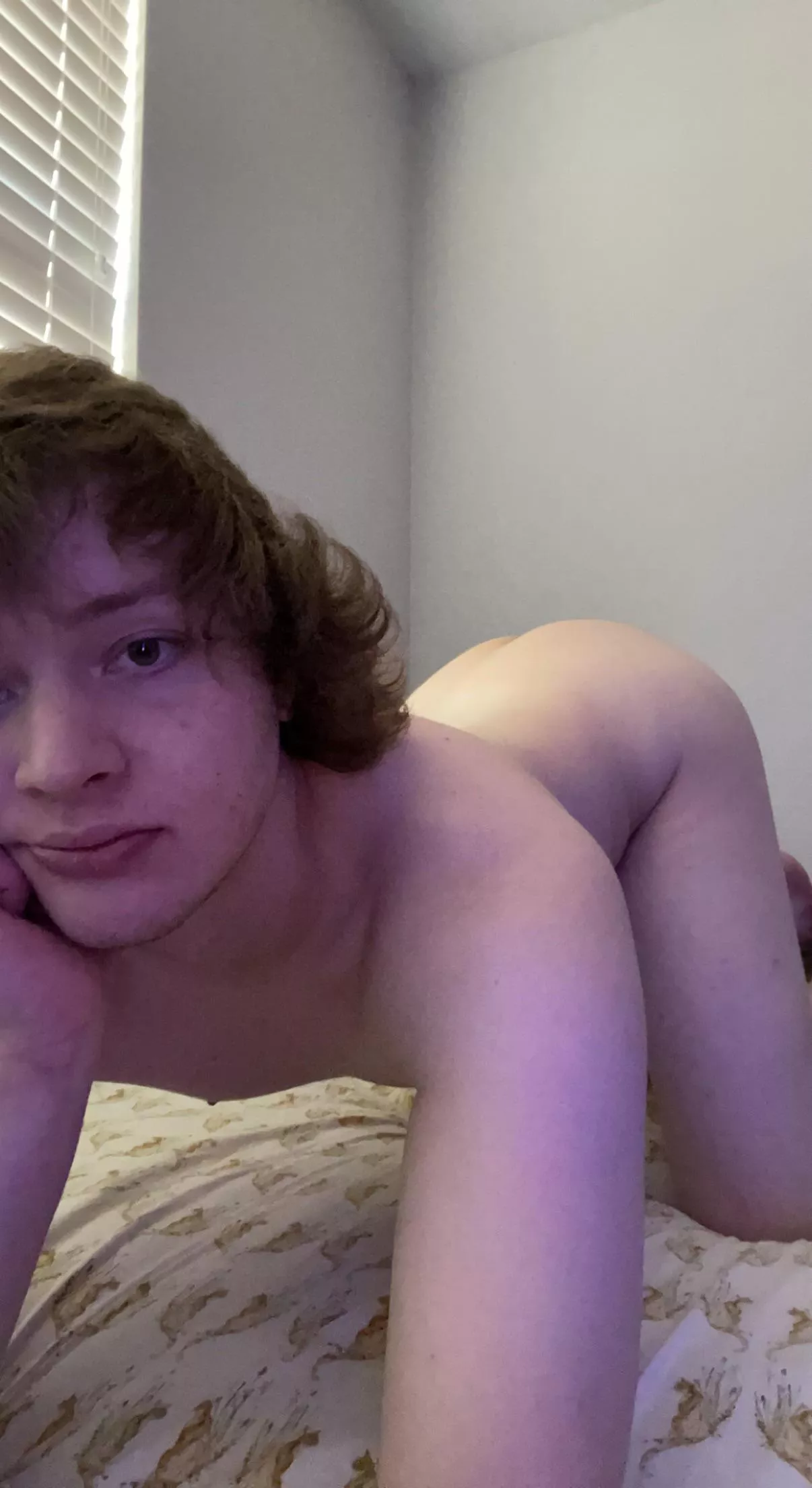 Straight up you kissing this dude? posted by SwayingMantitz