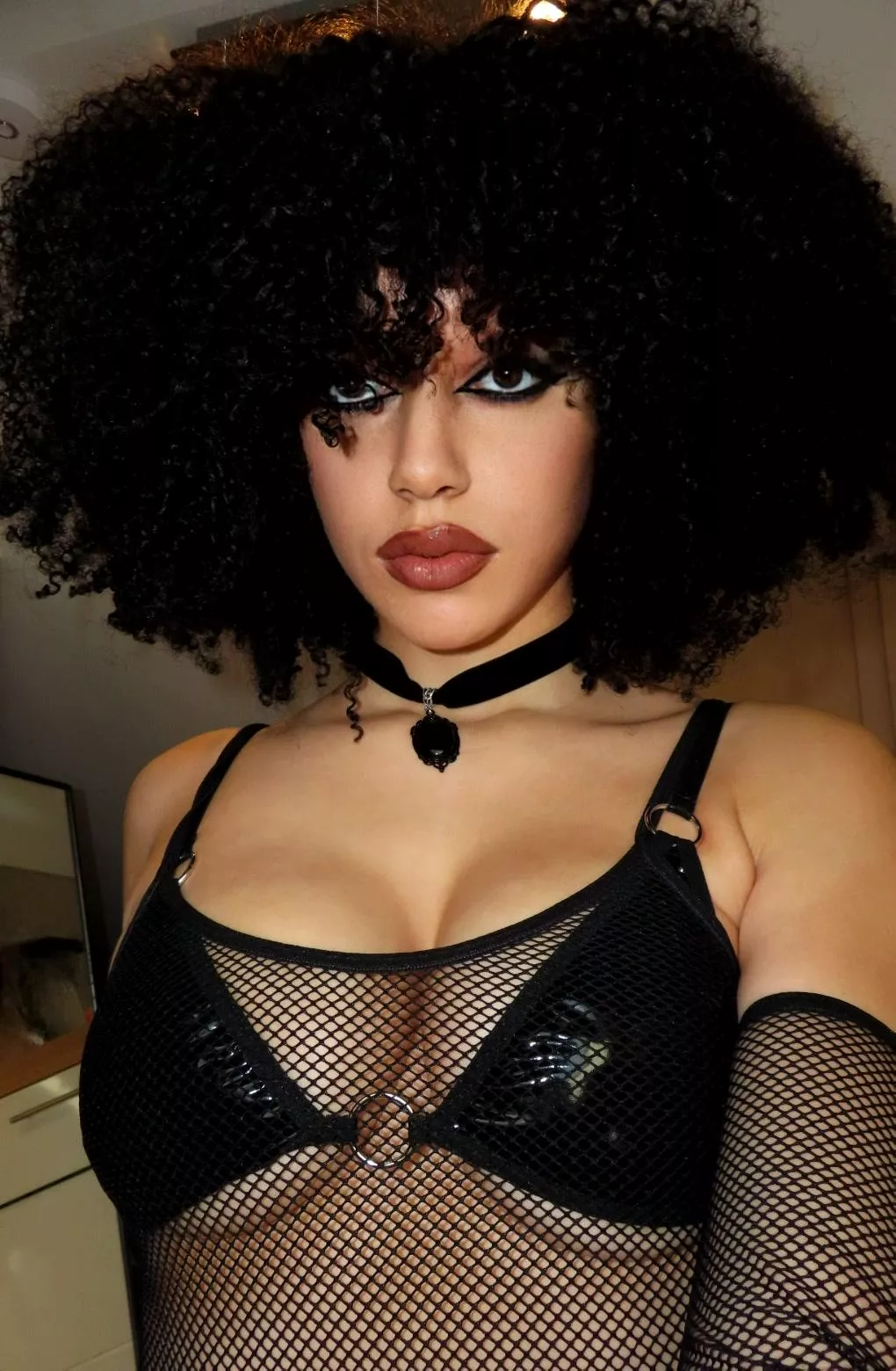 Tear my fishnets as we fuck posted by Samiraxoxodarky