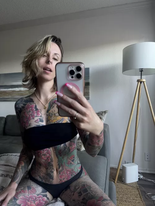 What’s the first song we fuck to? by kuzagirl