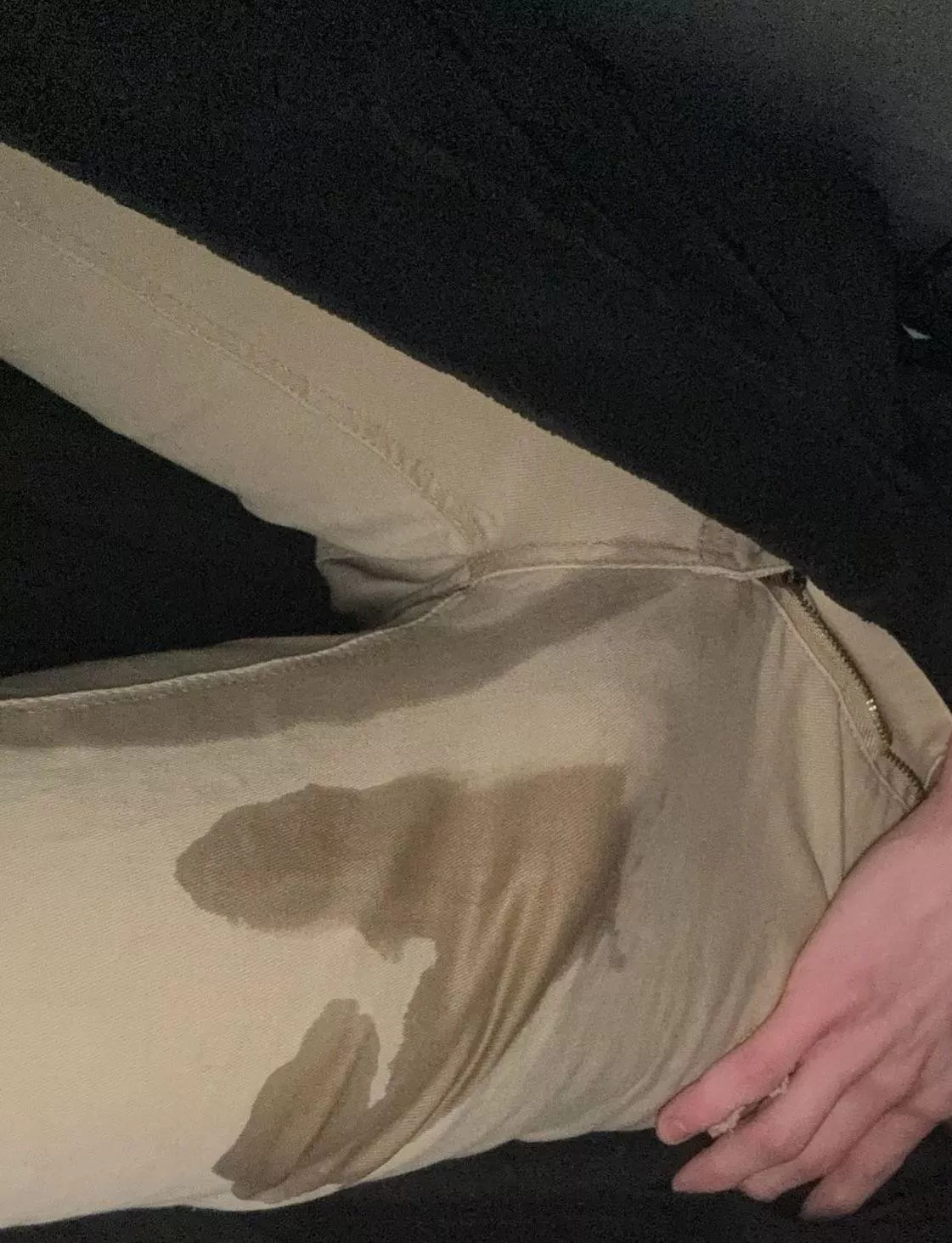 22 hmu if u wanna get wet😈 posted by Vivid_dreaming25