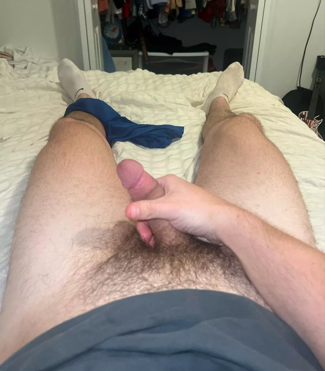 (24) Love jerking my cut white dick posted by sim955939