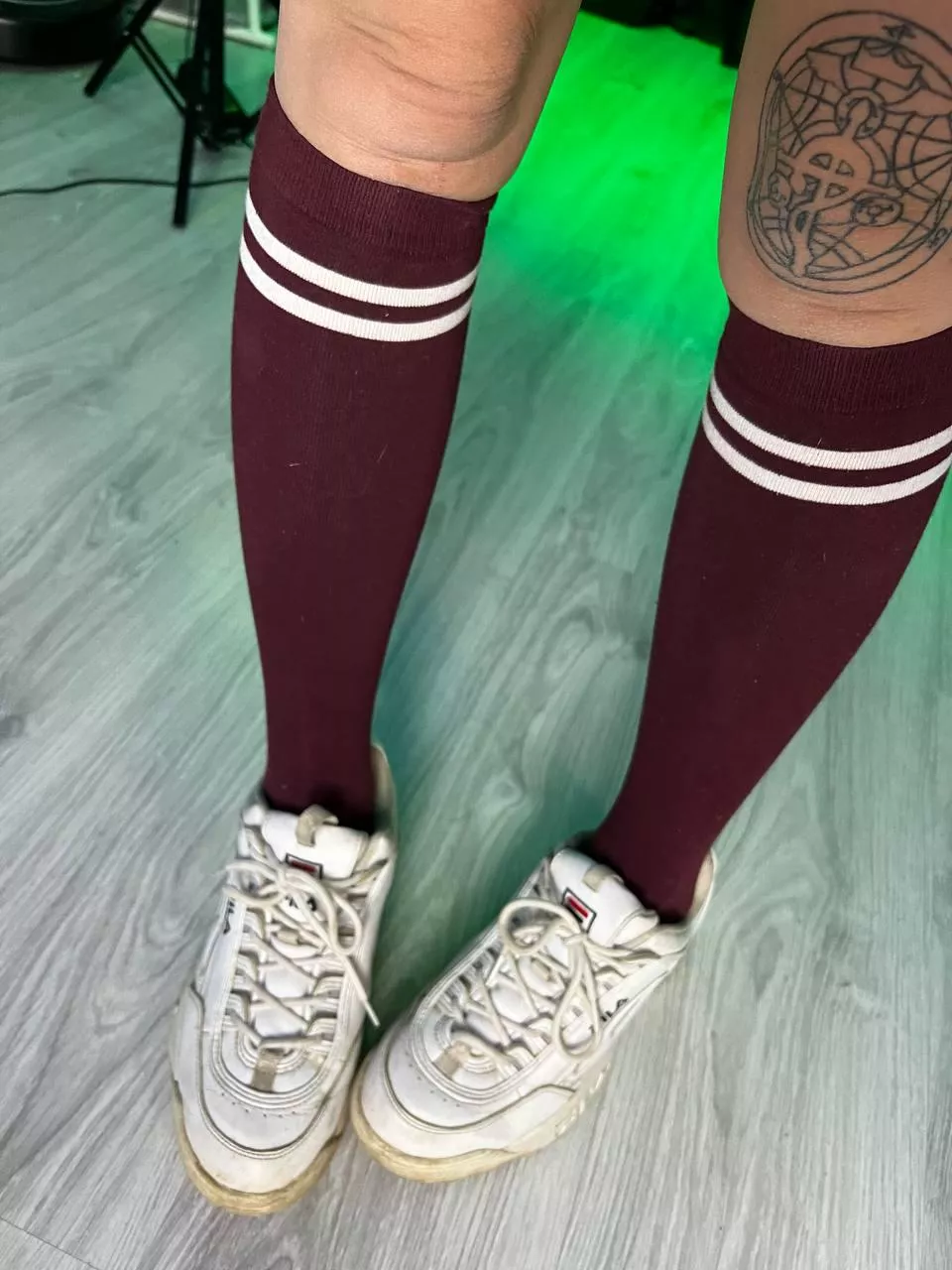 burgundy knee socks. yes or no? posted by Frutellababy