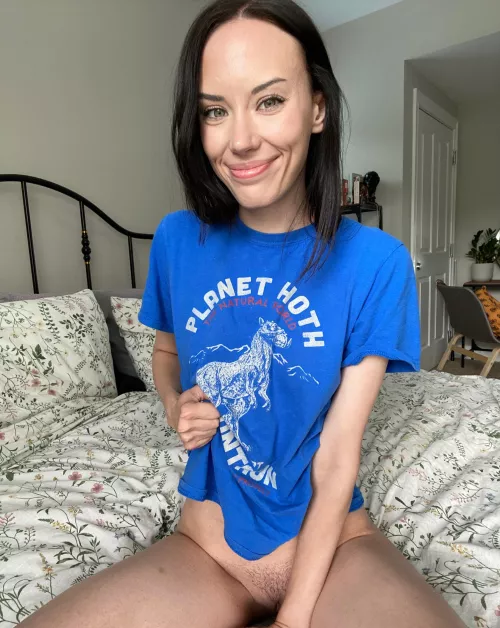 Can I be your personal Tauntaun…you can hide inside me for warmth [f] by aemiliusfox