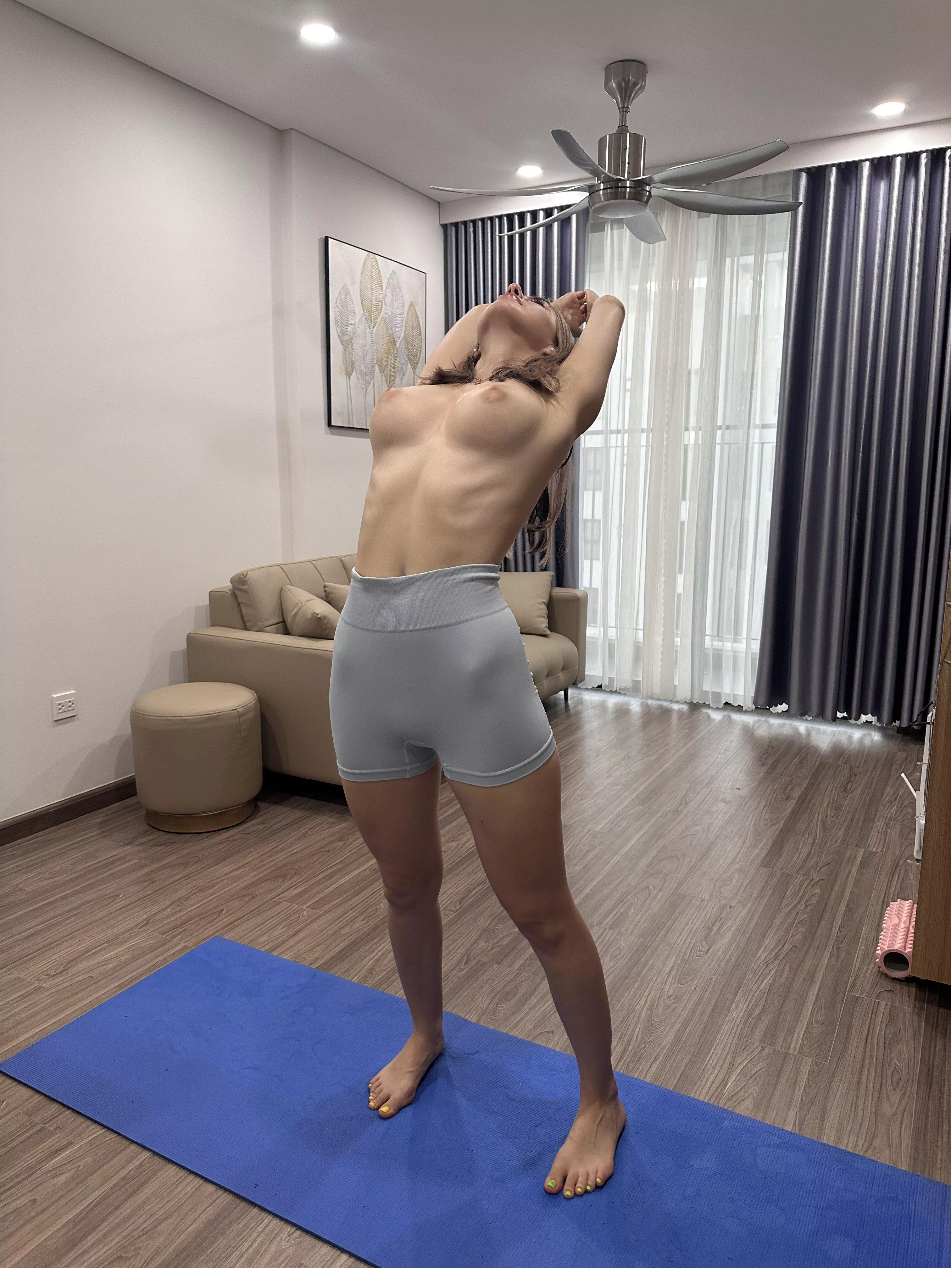 do you love yoga? [f] posted by KendallWade9205