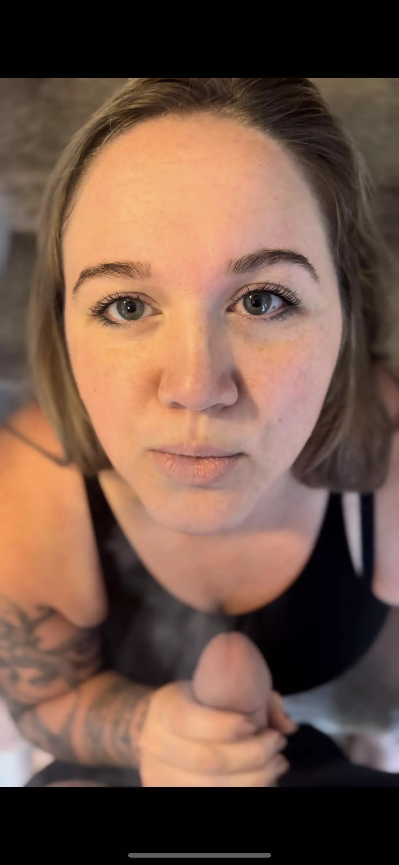 Do you want to see more smokey blowjobs? 💨😘 posted by Smokes4Husband