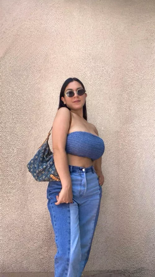 Does blue make them look smaller? by DryTruck1