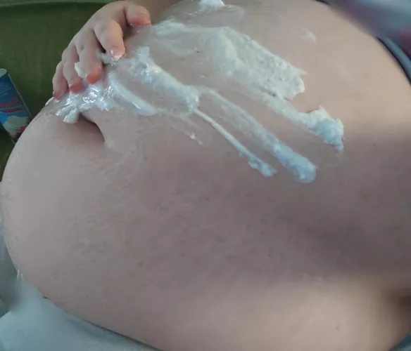 get fat with cream, how delicious by fatty_122