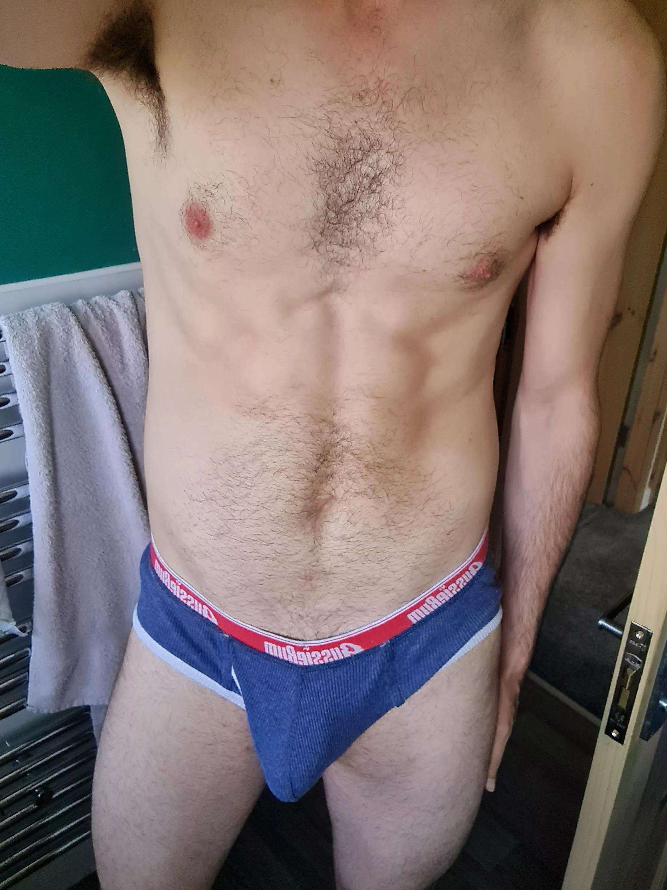 God damn I can't concentrate on ANYTHING today... posted by RaspberryWeekly0123