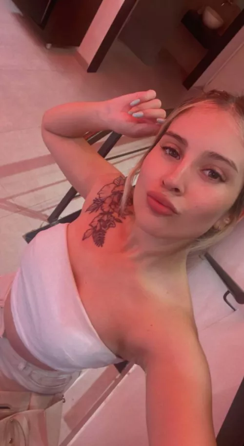 I love wearing a crop top to work by SparklingEyesx