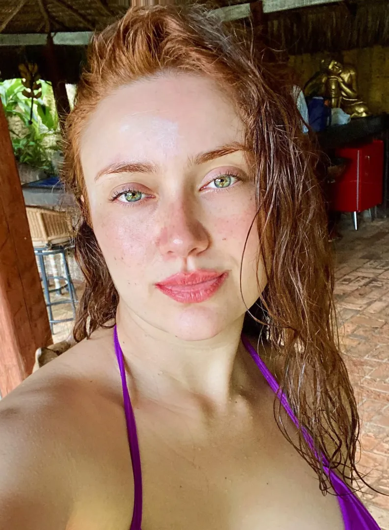 I think it’s sexy to not wear makeup  posted by Puzzled_MJ