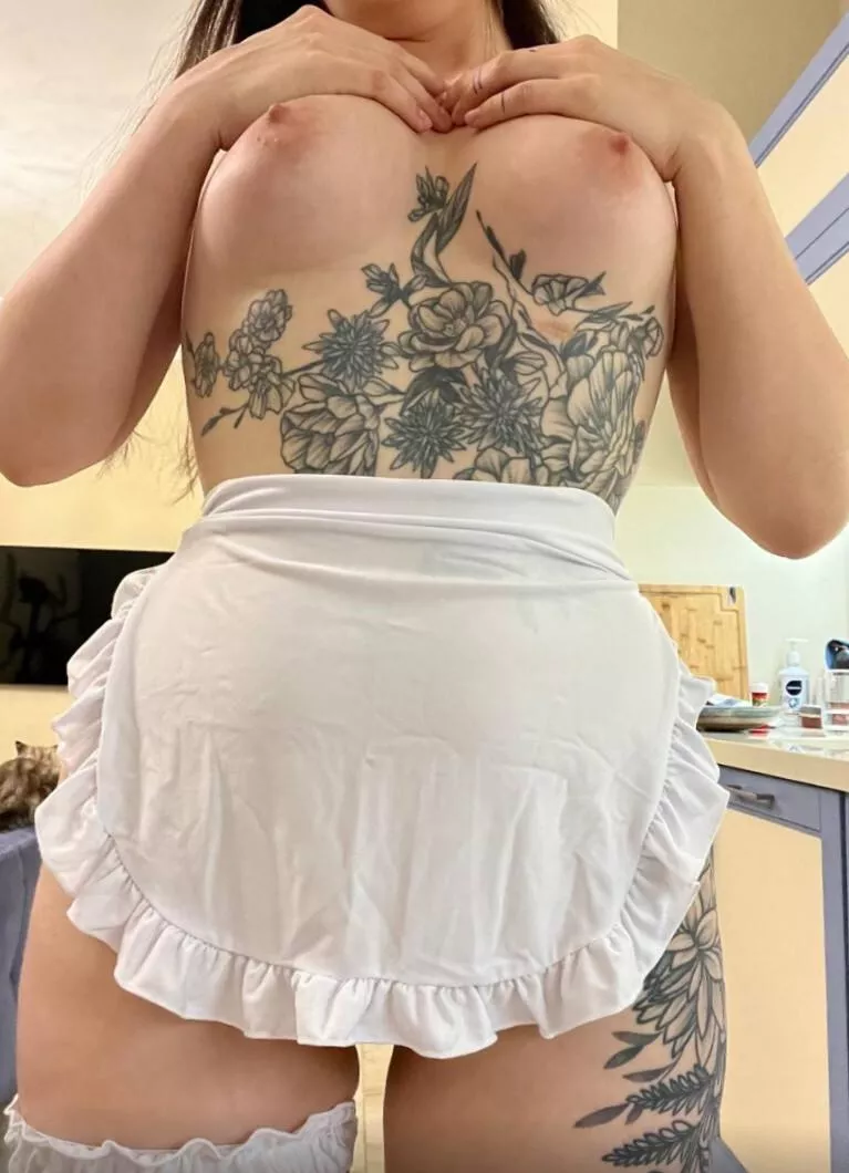 I wanna be a topless maid posted by Wintaileynel