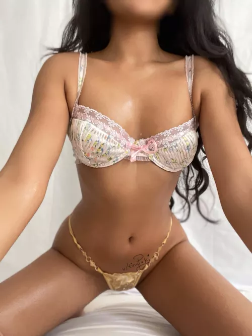 if you find my Pakistani body attractive, i owe you my pussy ;) by tinypaki