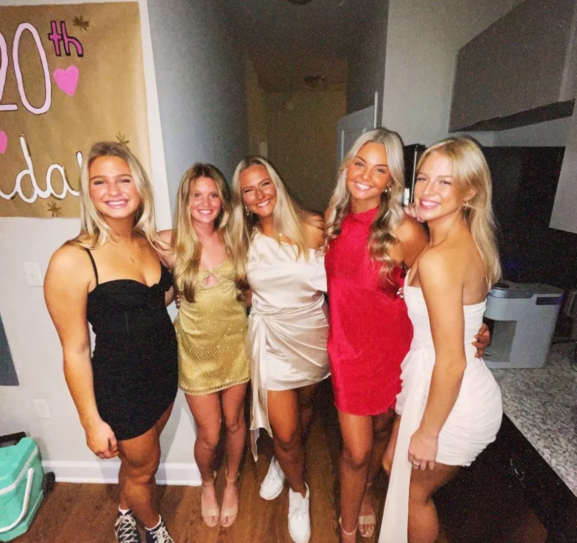 Pick a blonde🥵 posted by BigDogRickk