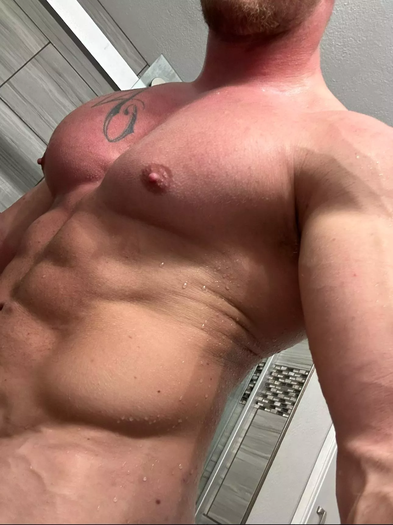 The V is the hottest muscle 🤪 posted by FitDadVitality