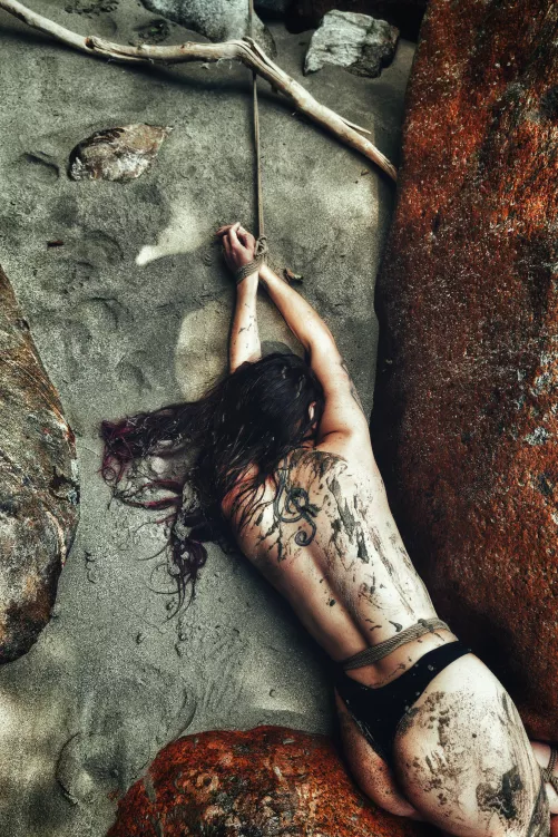 what was pulled out of the water by semenawa