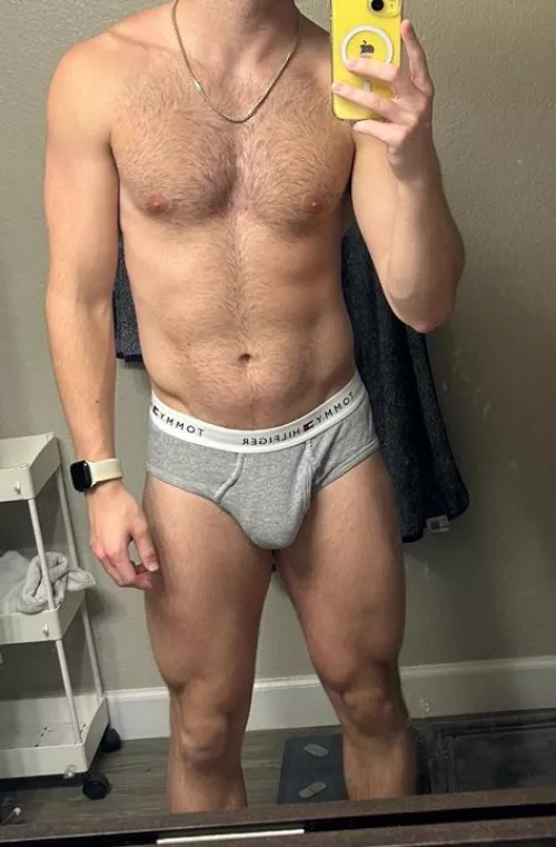 what’s the first thought that comes to mind? by fishy_fish_8