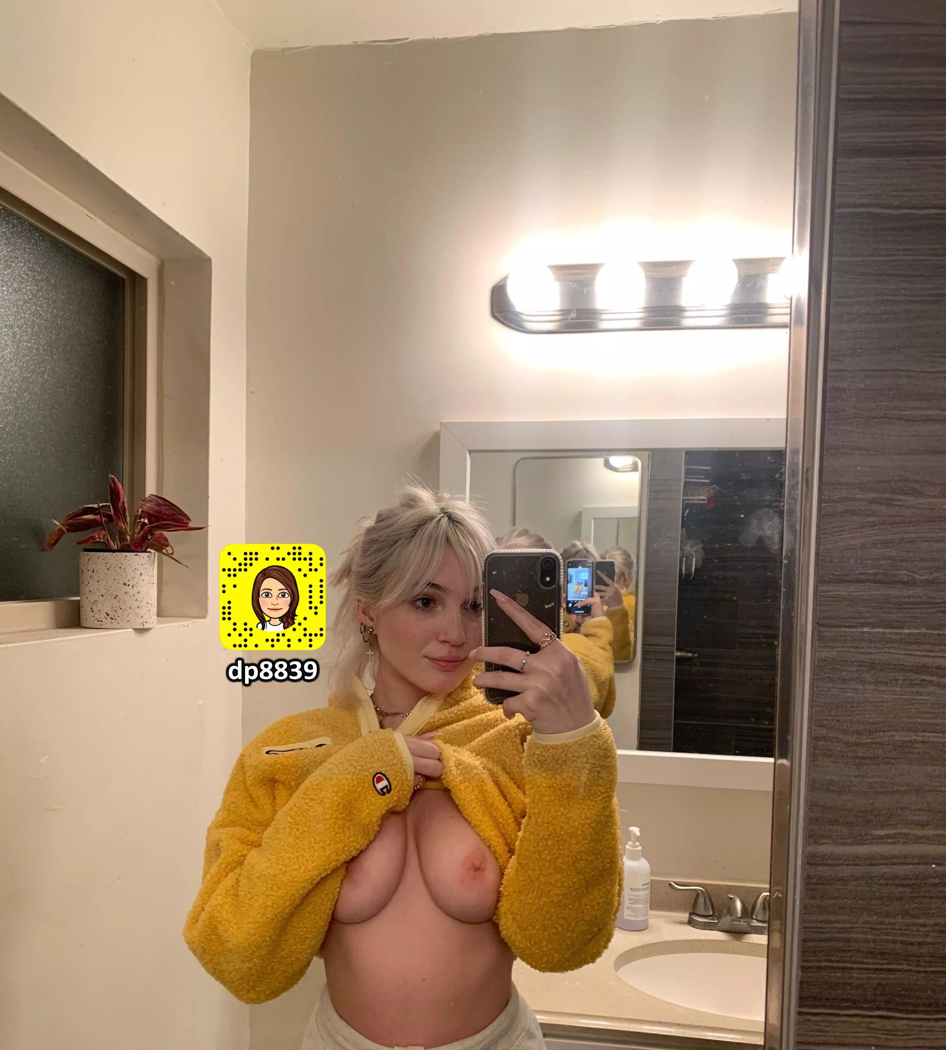 you already know who it is :) posted by MissMolly86