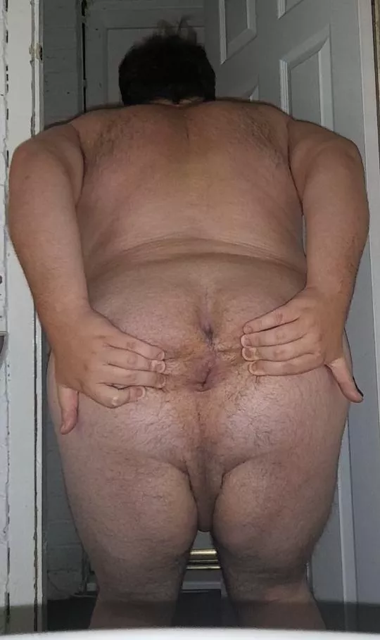 23 m gay chub vers near Brighton looking to fuck or be fucked can accom dms are open  posted by GayChubSouthUK