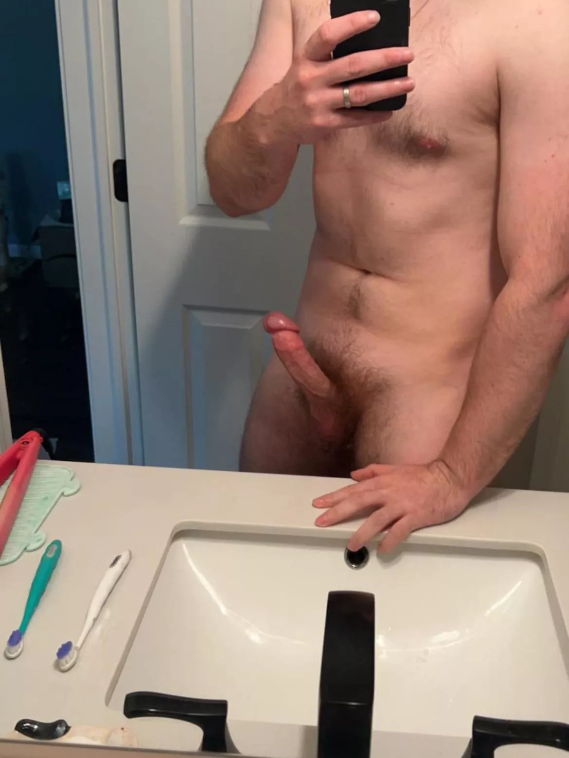 (30) Wife away ✌️ posted by ButterscotchThis9820