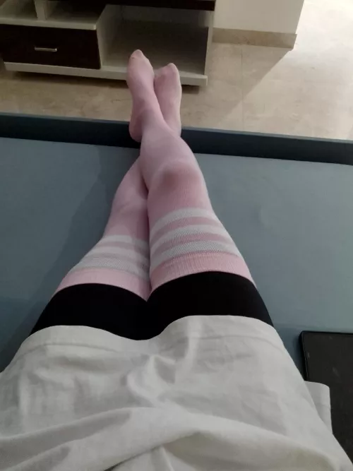 Figured I'd be all pink and girly today by Understudy23