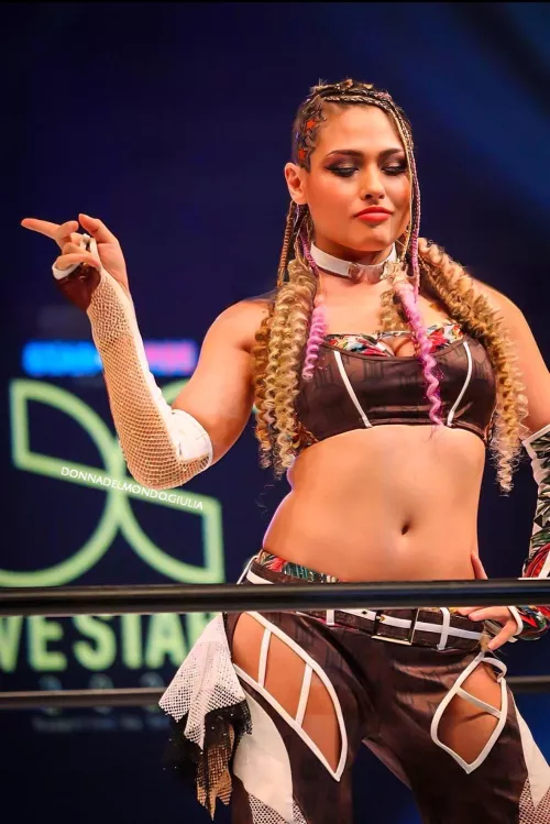 Giulia by Turbulent-Escape5362