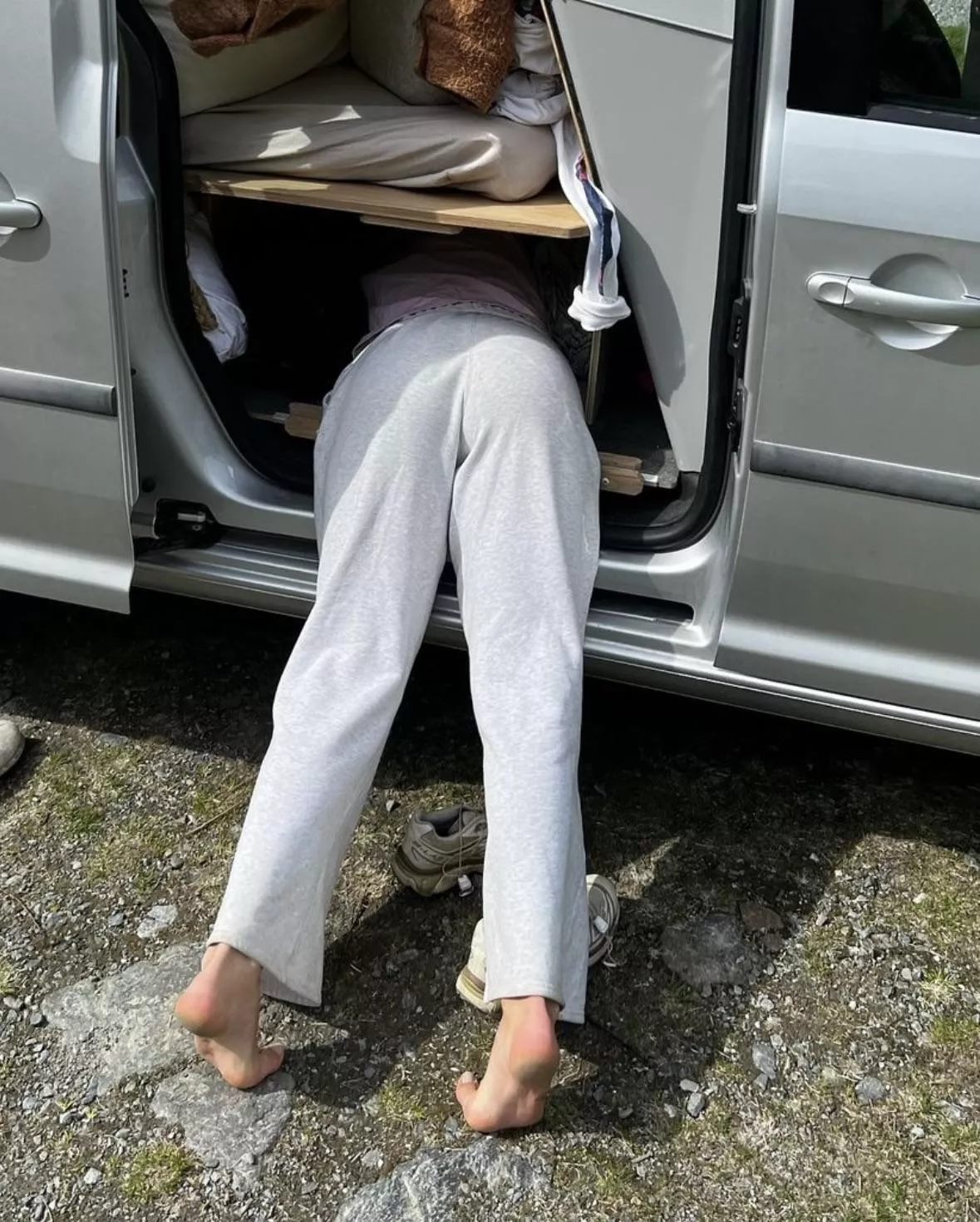 Keep looking [IUTR] posted by dubious-seas