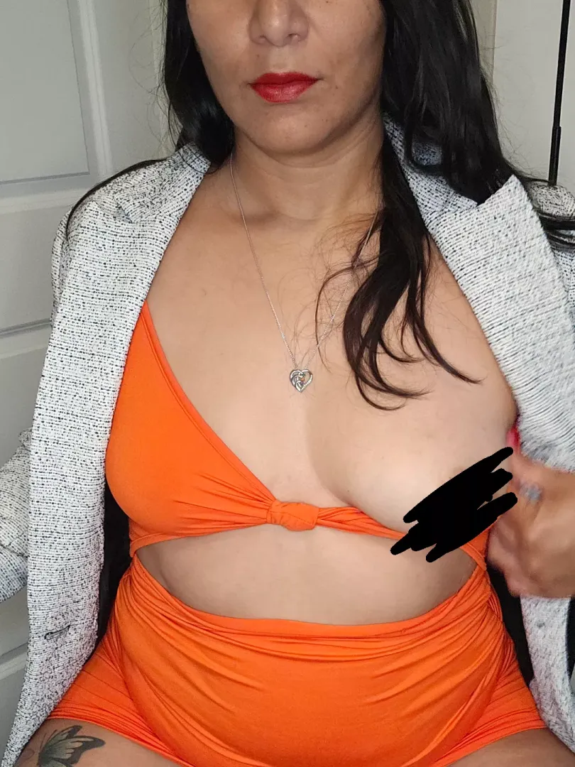 Latina MILF deserves cock by kristinakurves