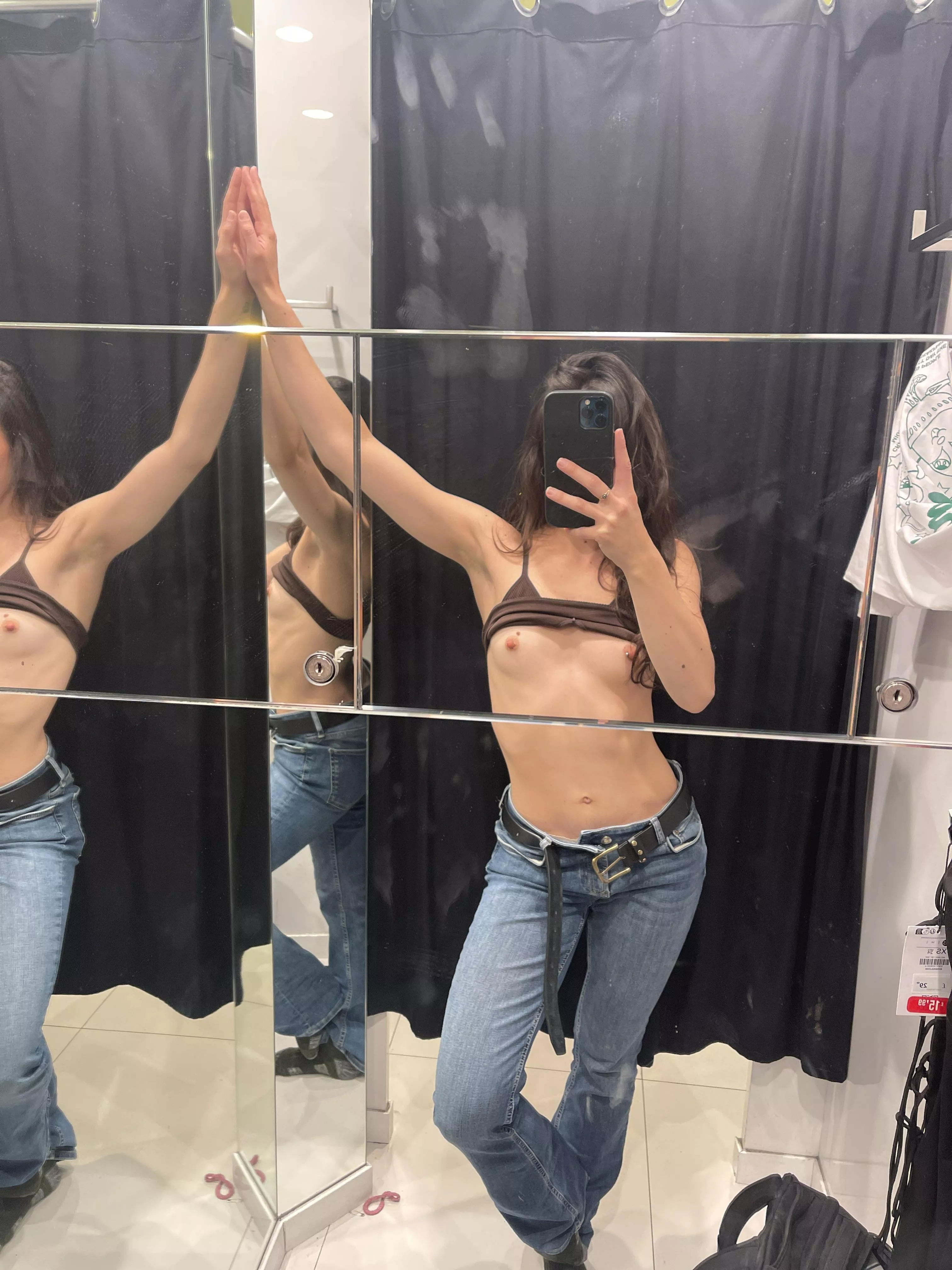 Let’s make more hand marks on the mirror  posted by Ninaferro